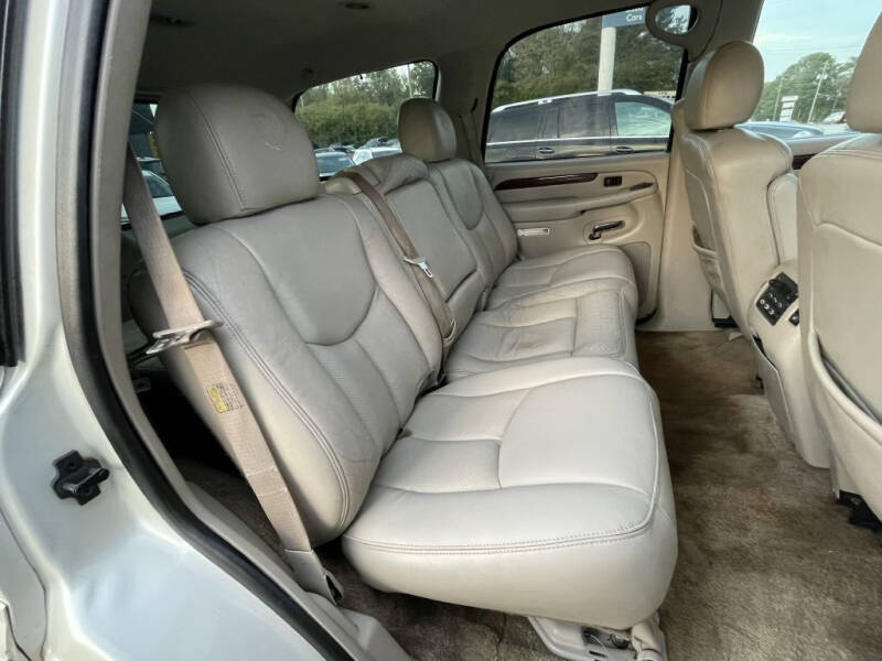 2003 Cadillac Escalade
