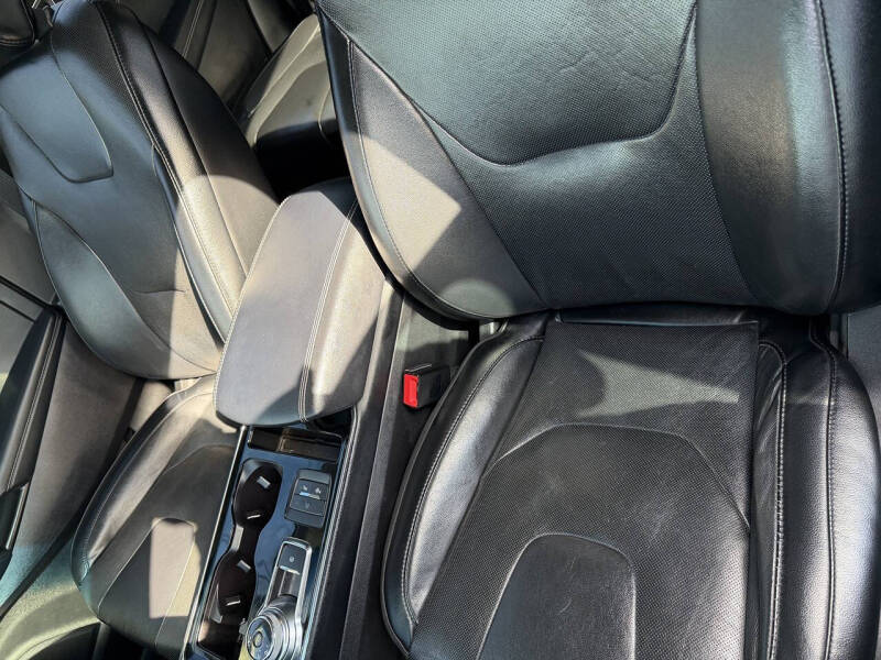 2019 Ford Edge Titanium