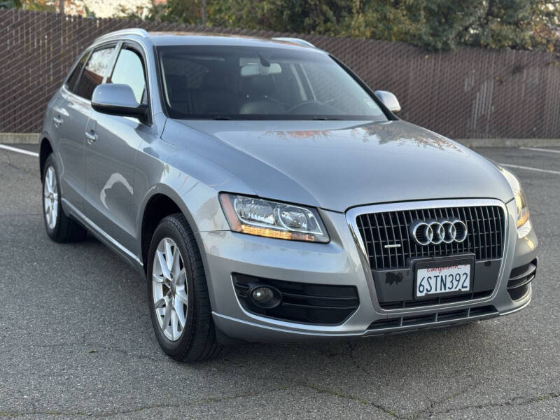 2011 Audi Q5 2.0T quattro Premium