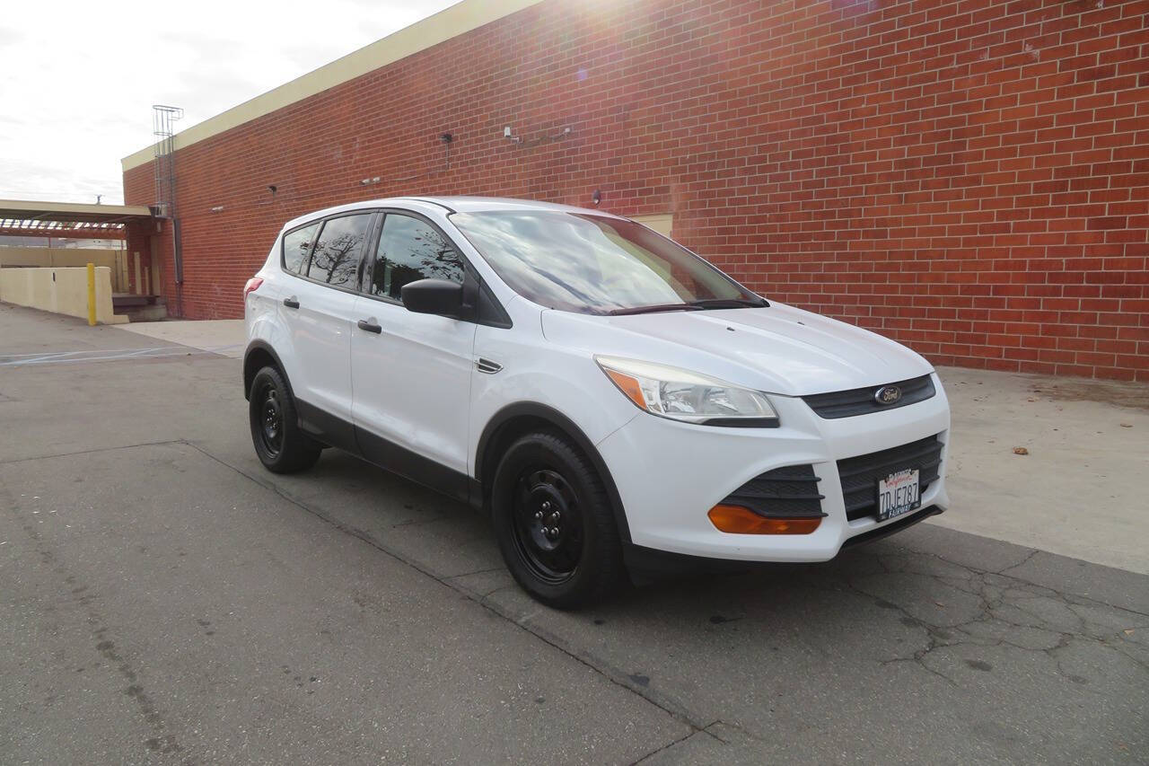 2014 Ford Escape for sale at The Car Vendor LLC in Bellflower, CA