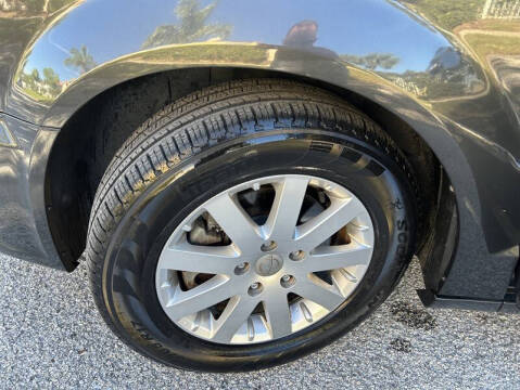 2012 Chrysler Town and Country Touring-L