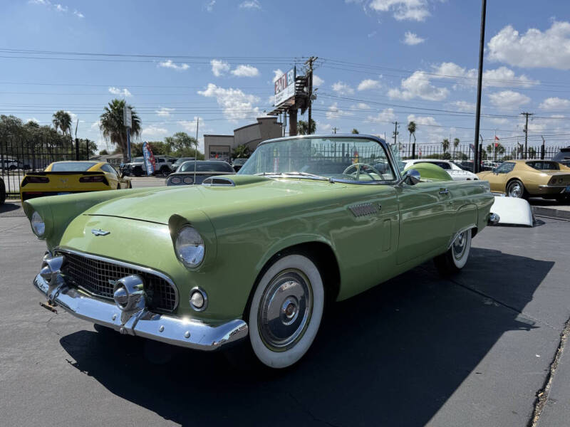 1956 Ford Thunderbird