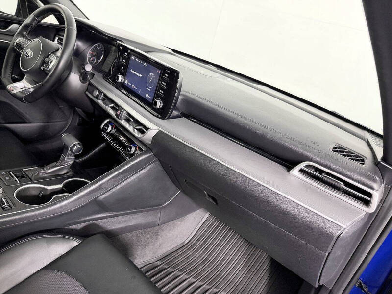 2021 Kia K5
