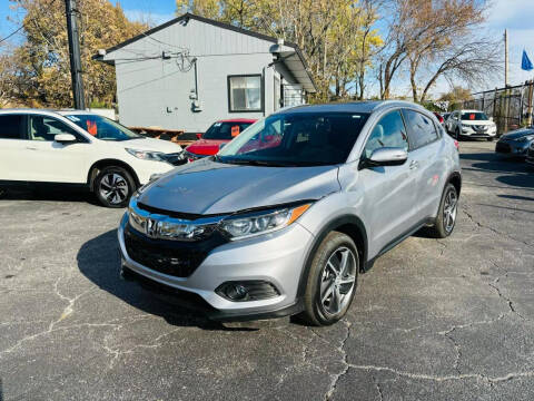 2022 Honda HR-V for sale at M&M's Auto Sales & Detail in Kansas City KS