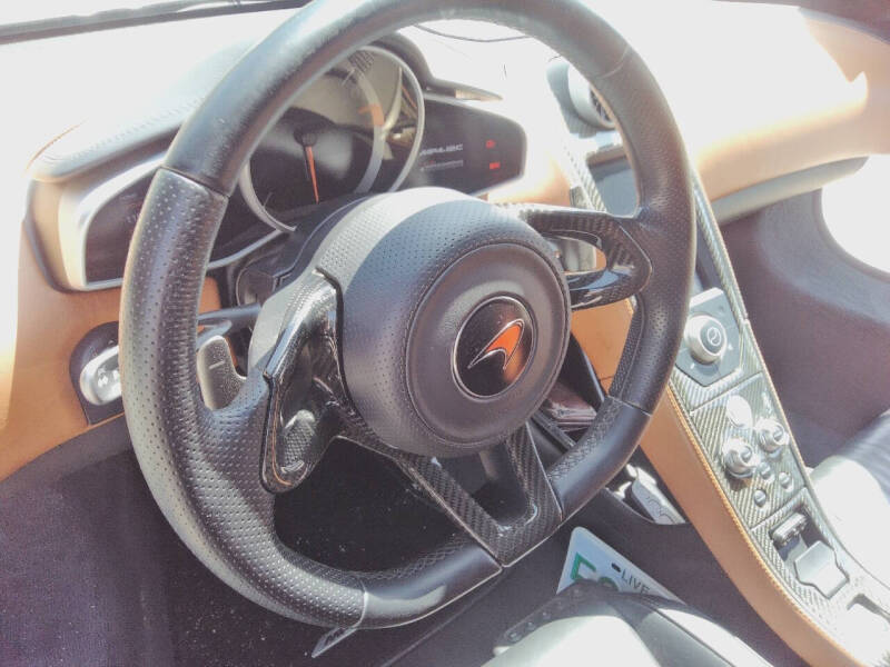 2012 McLaren MP4-12C