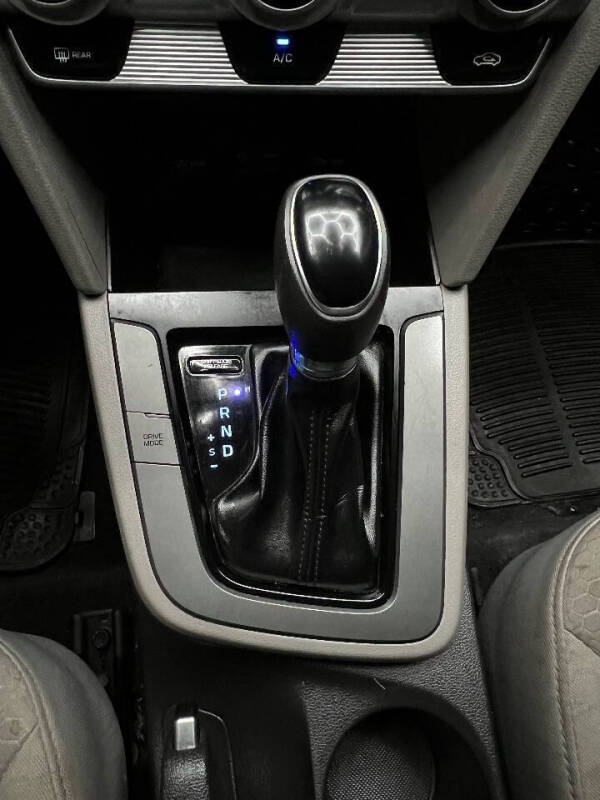 2019 Hyundai Elantra Limited