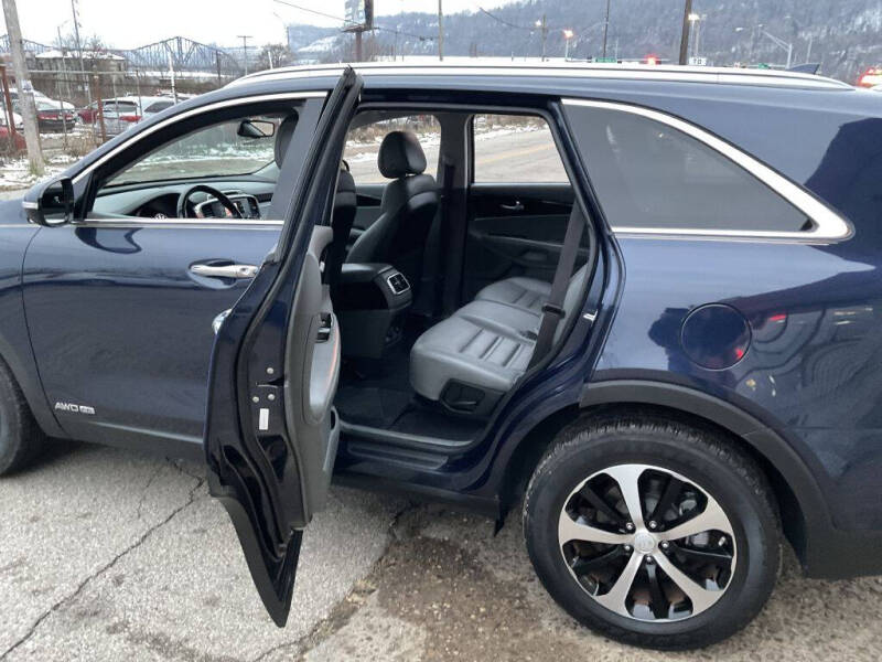 2016 Kia Sorento EX V6