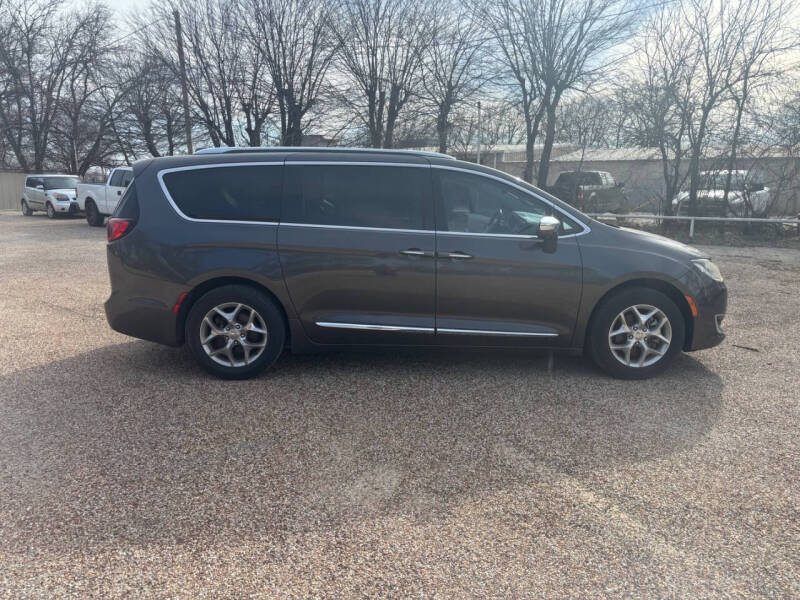 2017 Chrysler Pacifica Limited
