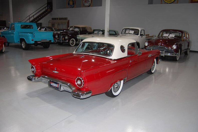 1957 Ford Thunderbird