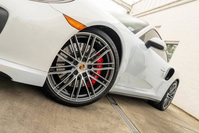 2019 Porsche 911 6