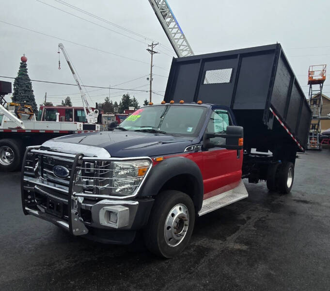 2015 Ford F-450 Super Duty Chassis Cab's photo