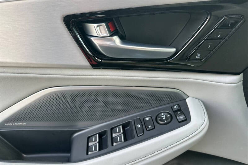 2026 Acura MDX SH-AWD w/Tech