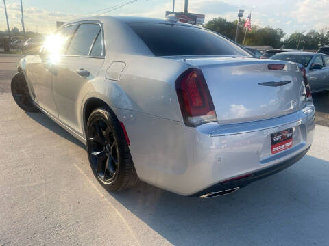 2021 Chrysler 300 S V6