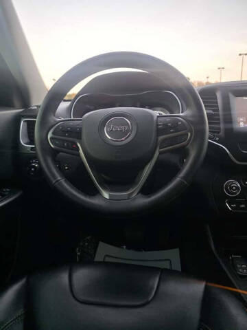 2019 Jeep Cherokee Latitude Plus