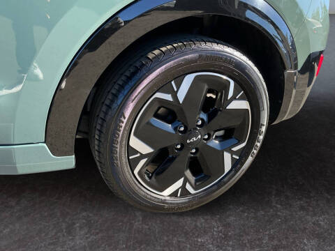 2023 Kia Niro EV Wind