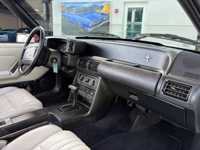 1993 Ford Mustang LX 5.0