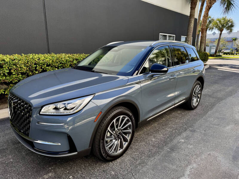 2023 Lincoln Corsair Reserve's photo