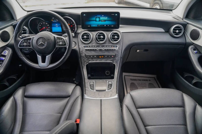 2021 Mercedes-Benz GLC GLC 300