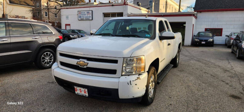 2007 Chevrolet Silverado 1500 for sale at Union Street Auto LLC in Manchester NH