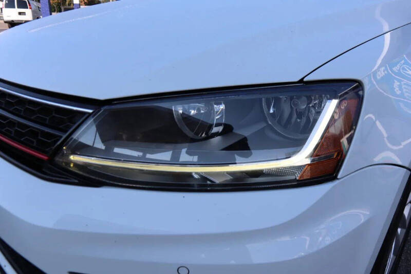 2017 Volkswagen Jetta 2.0T GLI