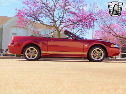 2004 Ford Mustang GT Deluxe