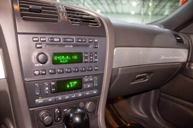 2002 Ford Thunderbird Deluxe