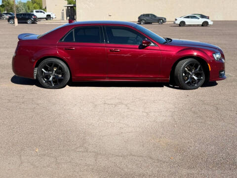 2021 Chrysler 300 S V8
