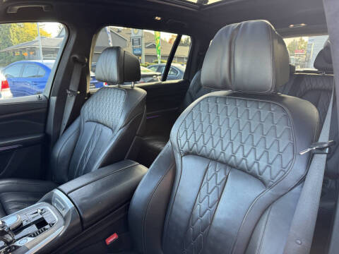 2019 BMW X7 xDrive50i