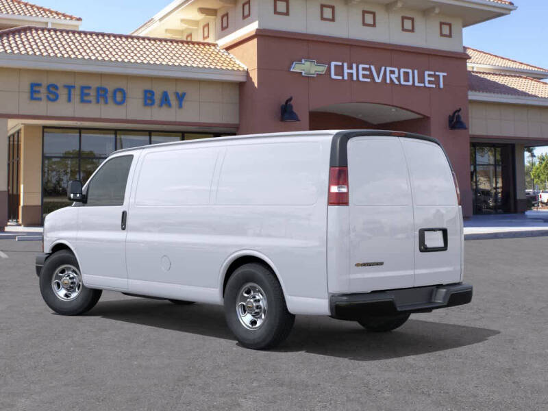 2026 Chevrolet Express 2500