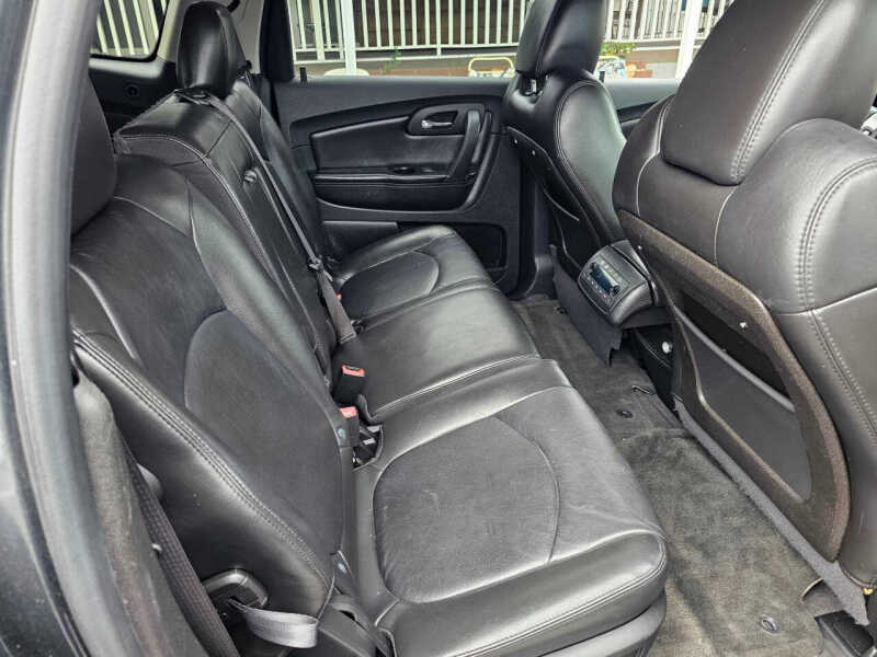 2010 Chevrolet Traverse LT