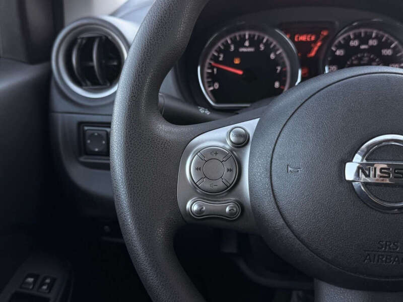 2014 Nissan Versa 1.6 SV