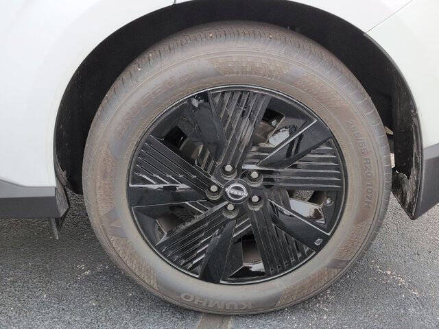 2025 Nissan Murano SV