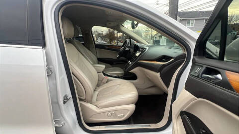 2017 Lincoln MKC Select