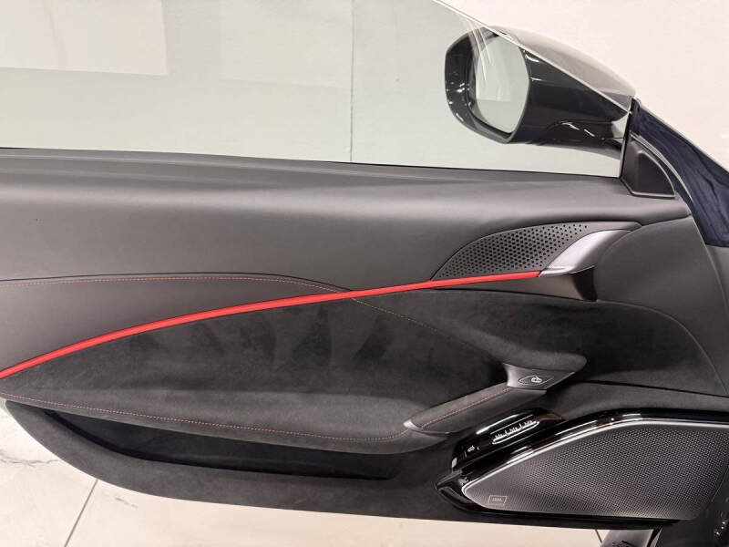 2022 Ferrari Roma