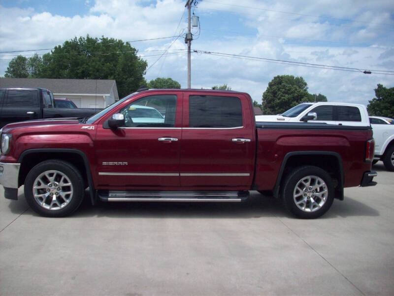 Used 2017 GMC Sierra 1500 SLT with VIN 3GTU2NEJXHG352052 for sale in Kansas City
