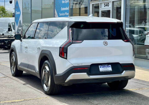 2024 Kia EV9 Light Long Range