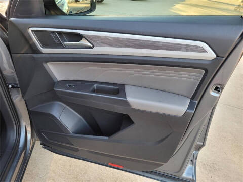 2023 Volkswagen Atlas Cross Sport SE