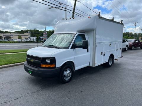 2016 Chevrolet Express Cutaway for sale at iCar Auto Sales in Howell NJ
