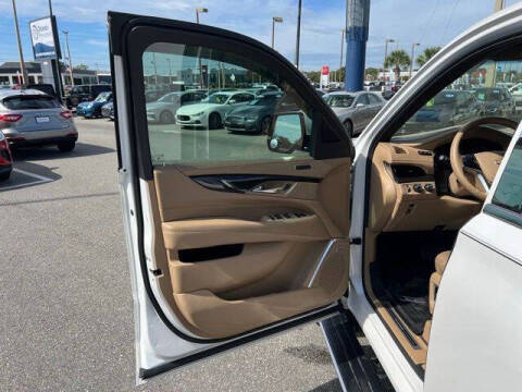 2019 Cadillac Escalade Platinum