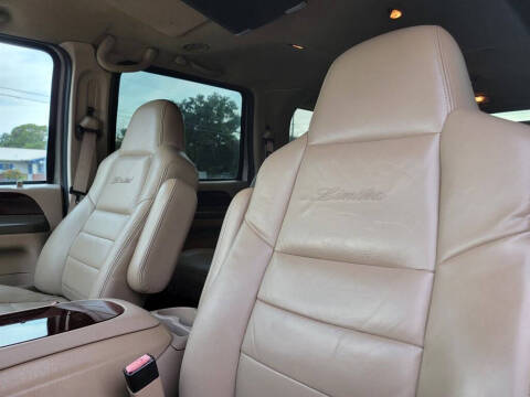 2004 Ford Excursion Limited