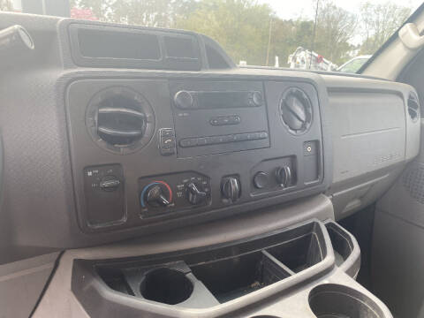 2016 Ford E-Series E-350 SD