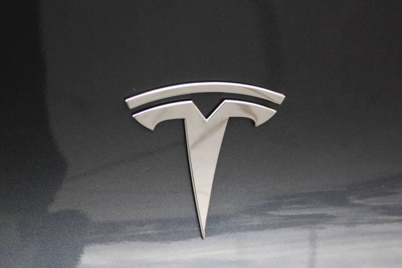 2021 Tesla Model Y Standard Range