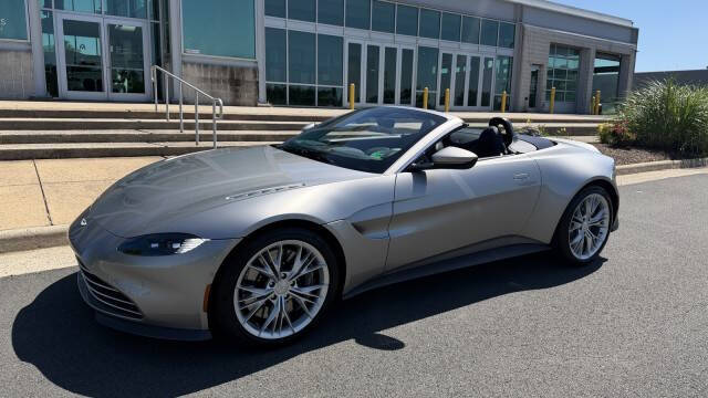 2022 Aston Martin Vantage