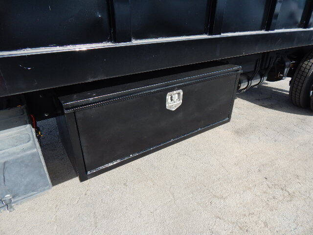 2015 Freightliner M2 106