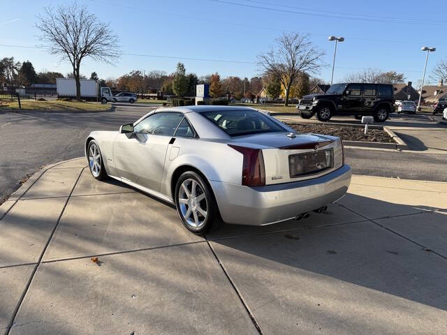 2005 Cadillac XLR
