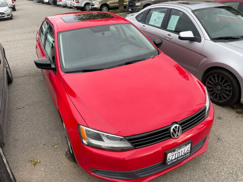 2013 Volkswagen Jetta for sale at LA MOTEURS LLC in Valencia CA