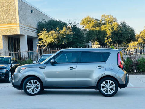 2015 Kia Soul +