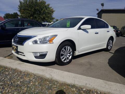 2014 Nissan Altima for sale at Golden Crown Auto Sales in Kennewick WA