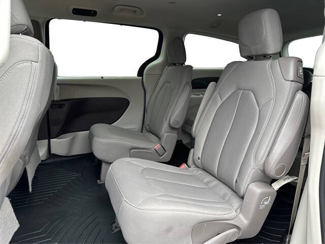 2021 Chrysler Pacifica Touring