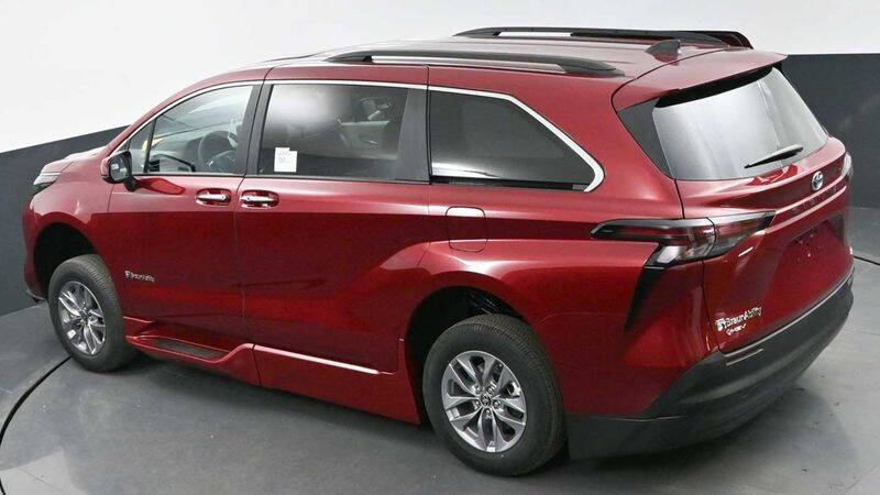 2025 Toyota Sienna